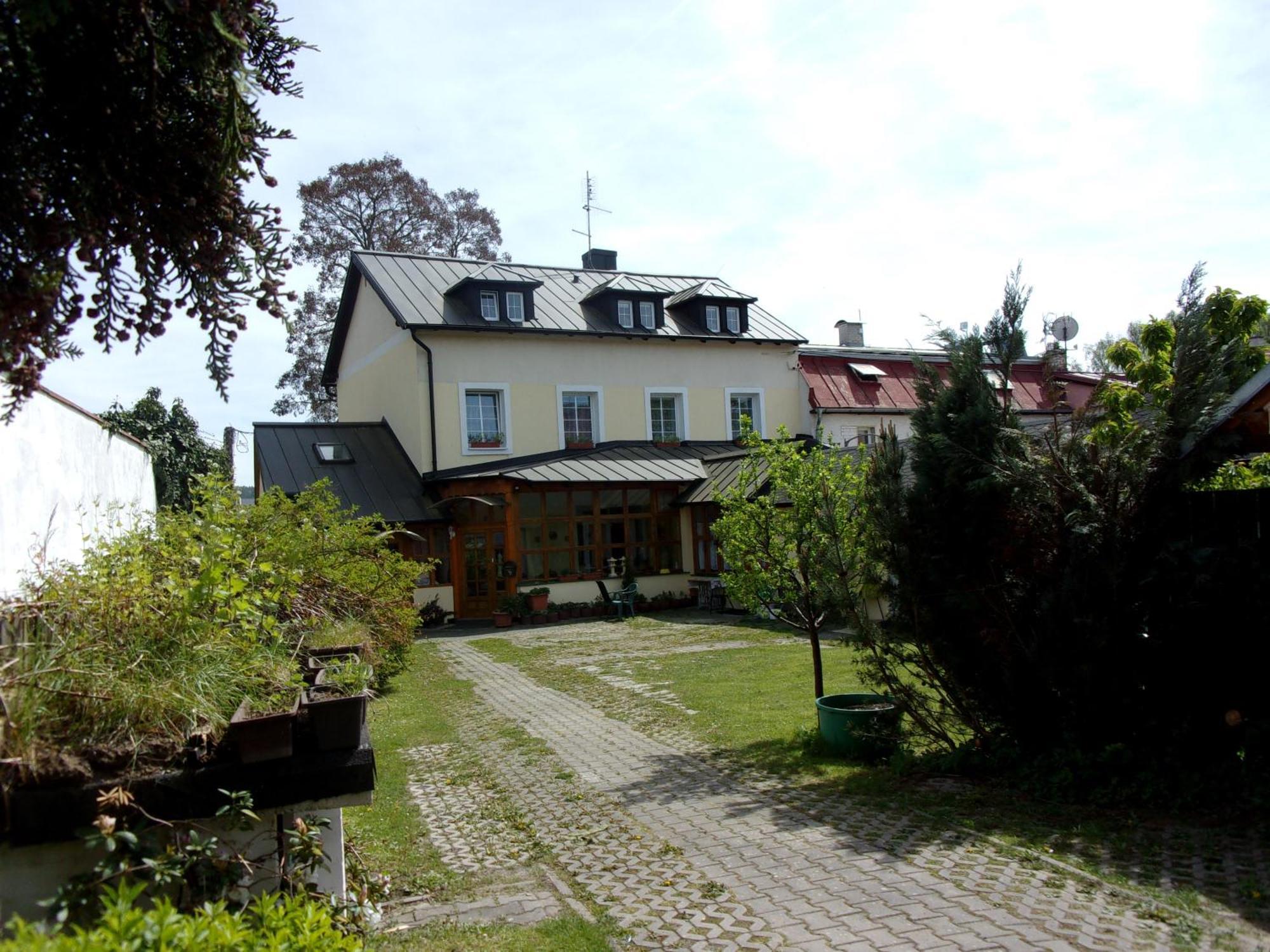 Penzion No1, Mariánské Lázně Exteriör bild